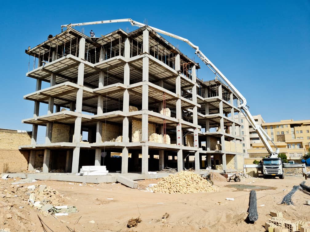 پروژه بتن ریزی با پمپ دکل بلند